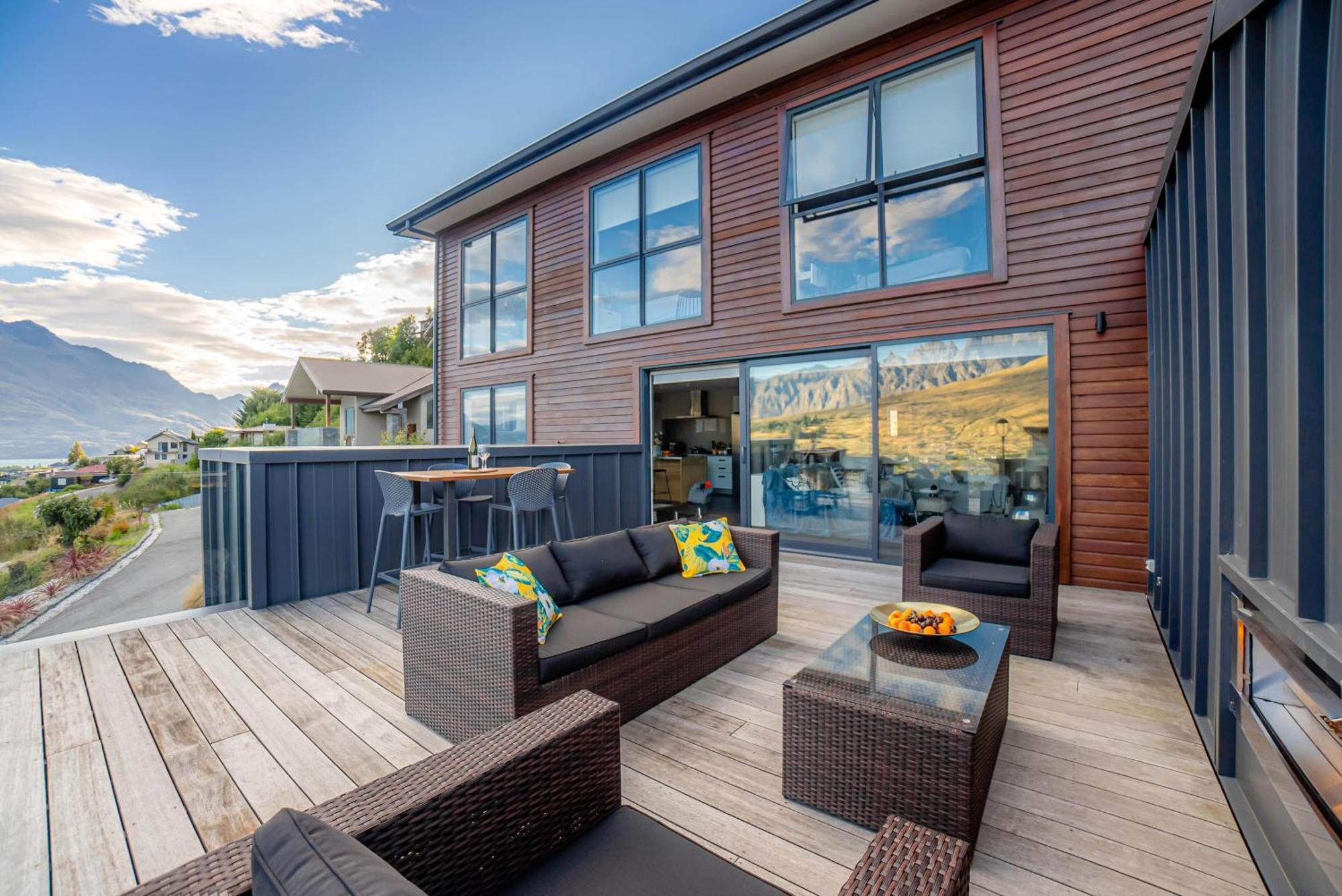 Queenstown Lake And Mountain View Retreat Free Wifi Free Street Parking Exterior foto